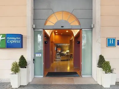Express Ciudad De Ciencias By Ihg Valencia