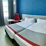 Hotel Express Ciudad De Ciencias By Ihg 3*