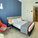 Express Ciudad De Ciencias By Ihg Hotel 3*