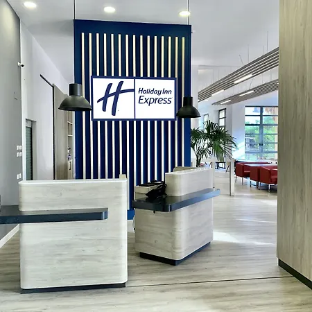 Express Ciudad De Ciencias By Ihg Отель 3*