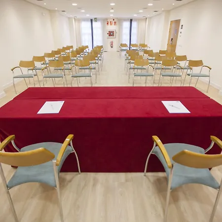 Express Ciudad De Ciencias By Ihg Valencie