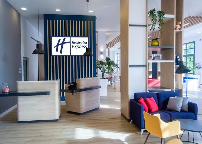 Express Ciudad De Ciencias By Ihg Szálloda 3*
