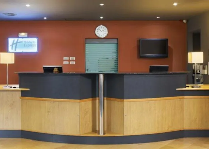 Express Ciudad De Ciencias By Ihg Szálloda 3*