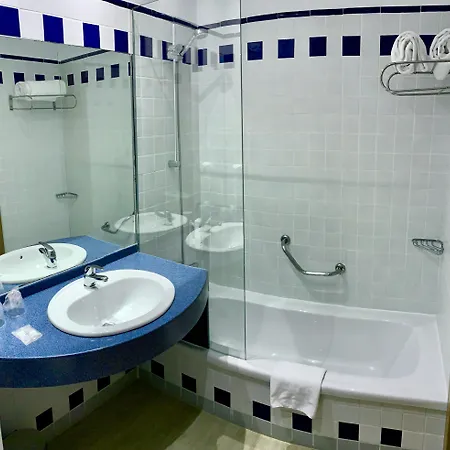 Express Ciudad De Ciencias By Ihg Otel Valensiya