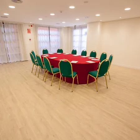 Express Ciudad De Ciencias By Ihg Otel