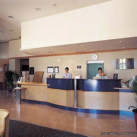 Express Ciudad De Ciencias By Ihg Otel