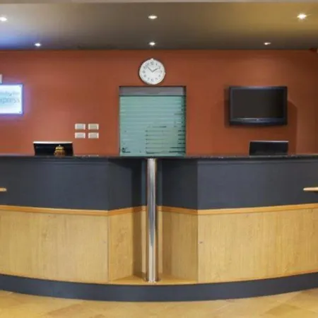 Express Ciudad De Ciencias By Ihg Otel 3*